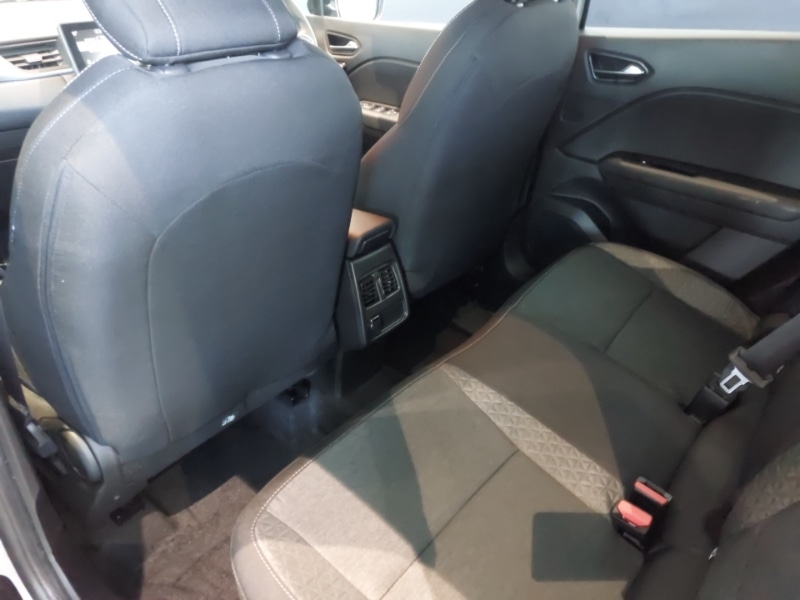 Used Renault Captur 2023 for sale - 78085530: Photo 6