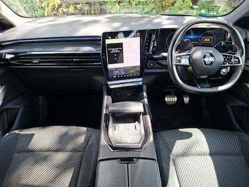 Used Renault Austral 2024 for sale - 79573009: Photo