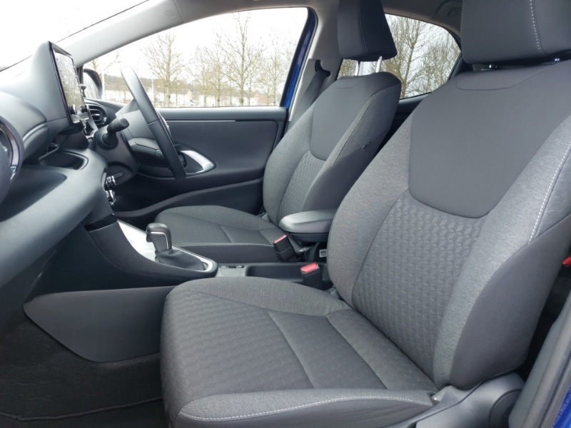 Used Toyota Yaris 2023 for sale - 78080215: Photo 5