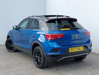 Used Volkswagen T-Roc 2021 for sale - 78386840: Photo