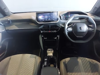 Used Peugeot 2008 2025 for sale - 79056053: Photo