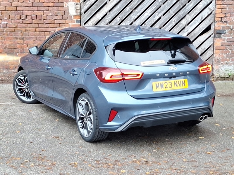 Used Ford Focus 2023 for sale - 76708982: Photo 3