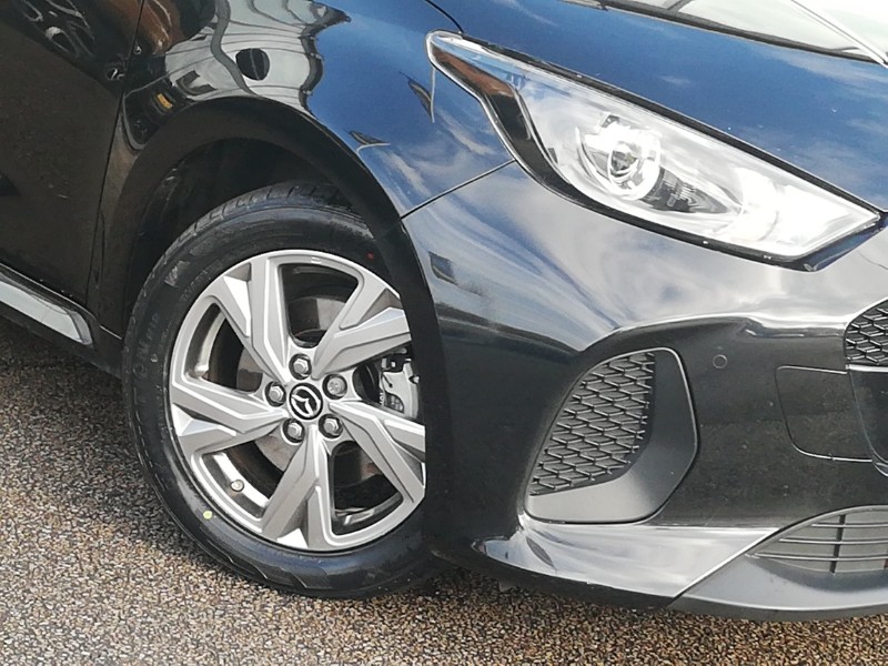 Used Mazda Mazda2 HYBRID 2024 for sale - 76497931: Photo 9