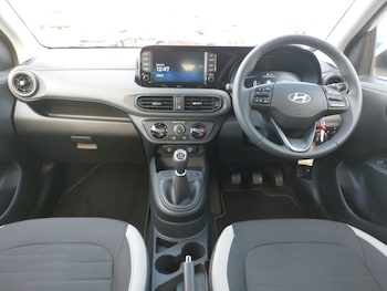 Used Hyundai i10 2025 for sale - 77150916: Photo