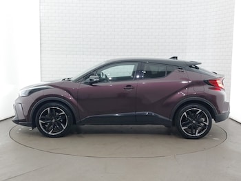 Used Toyota C-HR 2022 for sale - 77777804: Photo