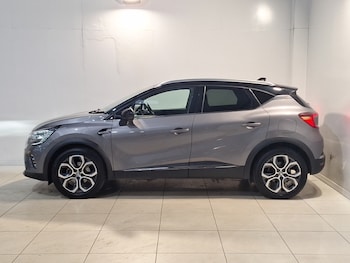Used Renault Captur 2022 for sale - 77955479: Photo