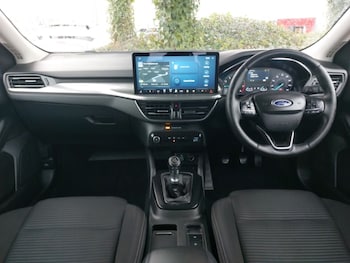 Used Ford Focus 2023 for sale - 77333692: Photo