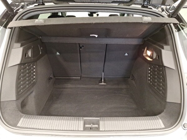 Used Renault Scenic E-Tech 2024 for sale - 76144663: Photo 8