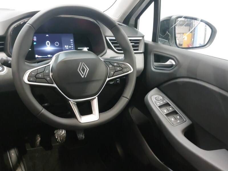 Used Renault Clio 2025 for sale - 77492291: Photo 11