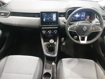 Used Renault Clio 2025 for sale - 77492291: Photo