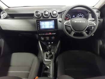 Used Dacia Duster 2023 for sale - 78674941: Photo