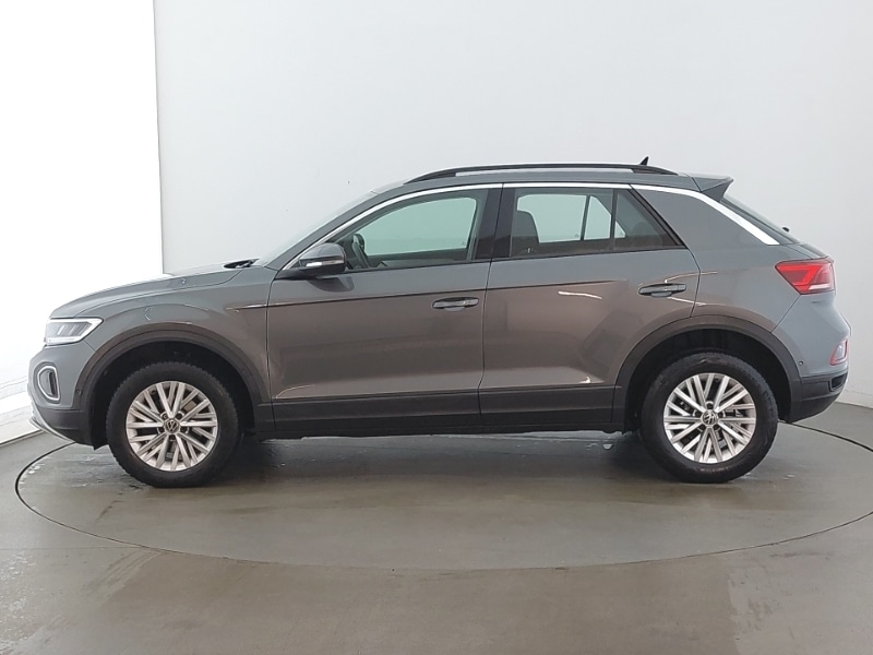 Used Volkswagen T-Roc 2023 for sale - 76456468: Photo 4