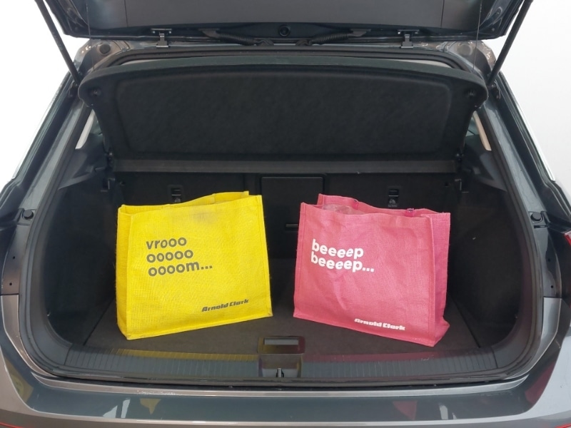 Used Volkswagen T-Roc 2023 for sale - 76456468: Photo 8