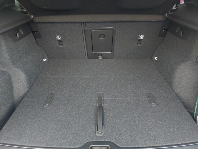 Used Volvo XC40 2025 for sale - 77704527: Photo 8