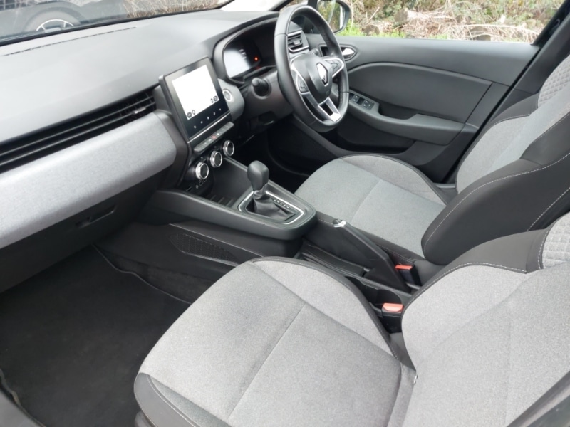 Used Renault Clio 2023 for sale - 77717486: Photo 5