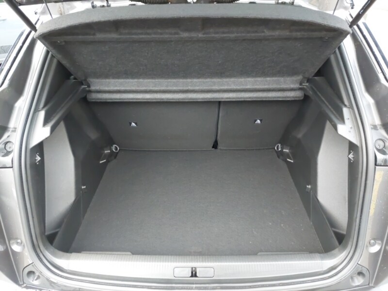 Used Peugeot 2008 2022 for sale - 77086068: Photo 8