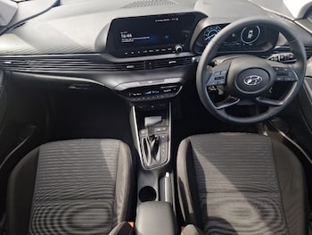 Used Hyundai i20 2023 for sale - 76397691: Photo