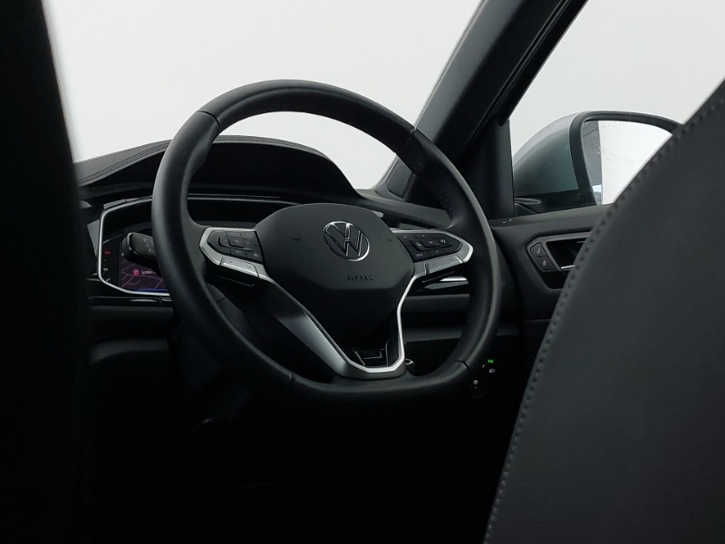 Used Volkswagen T-Roc 2024 for sale - 77004001: Photo 10