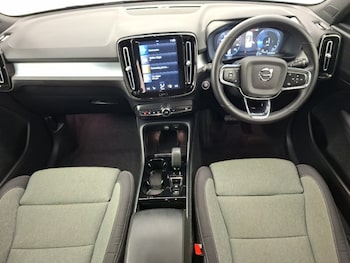 Used Volvo XC40 2022 for sale - 77414390: Photo