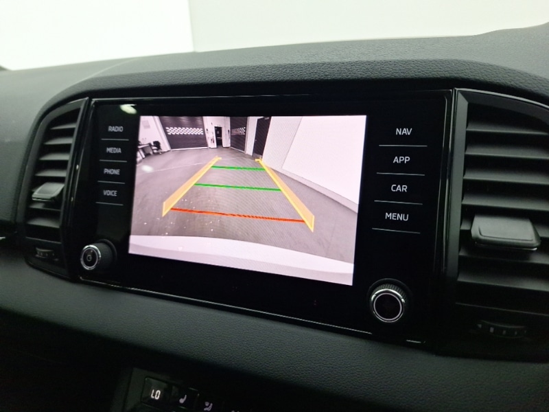 Used Skoda Karoq 2024 for sale - 76328651: Photo 11