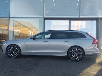 Used Volvo V90 2024 for sale - 77433942: Photo