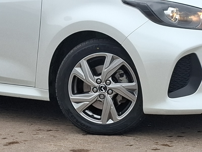 Used Mazda Mazda2 HYBRID 2024 for sale - 76752315: Photo 9