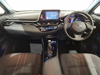 Used Toyota C-HR 2022 for sale - 77657254: Photo