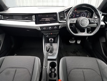 Used Audi A1 2023 for sale - 76165540: Photo 2