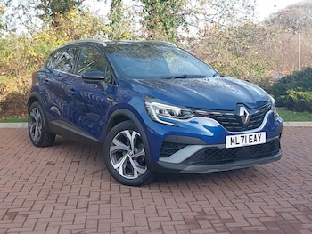 Used Renault Captur 2021 for sale - 76912590: Photo