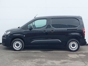 Used Citroen Berlingo 2023 for sale - 79525404: Photo