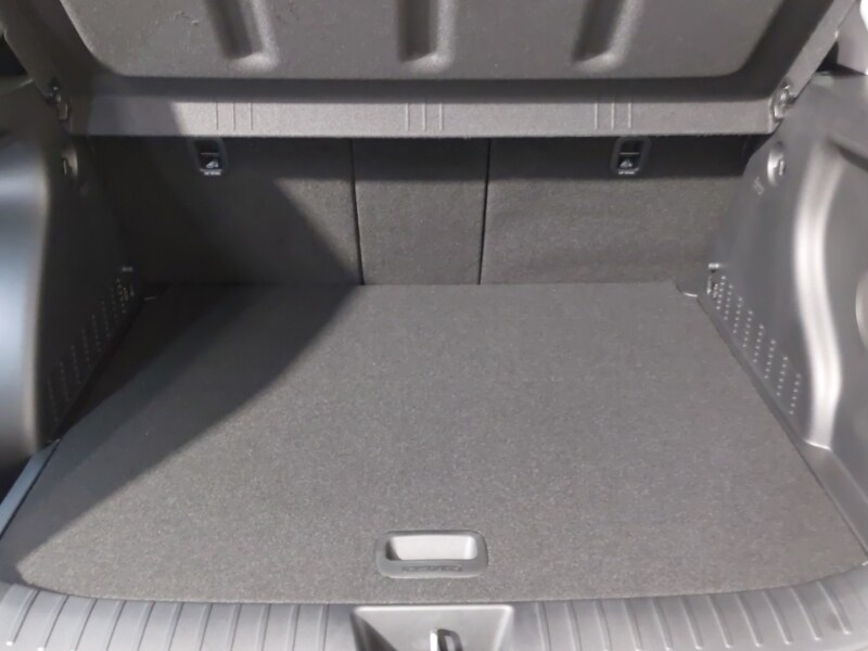 Used Hyundai KONA 2025 for sale - 76552937: Photo 8