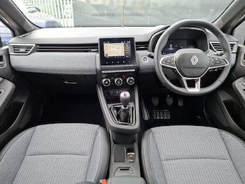 Used Renault Clio 2025 for sale - 79126127: Photo