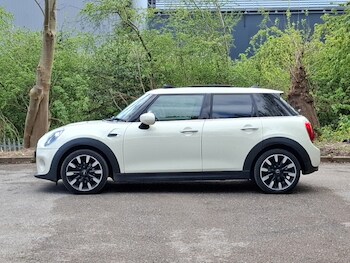Used MINI Hatch 2020 for sale - 78355959: Photo
