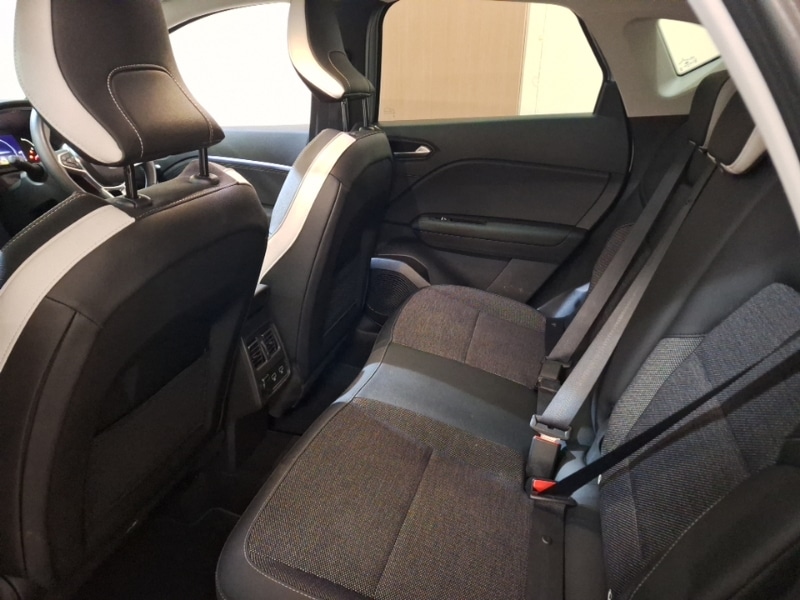 Used Renault Captur 2023 for sale - 77330171: Photo 6