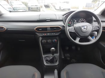 Used Dacia Sandero Stepway 2022 for sale - 78014211: Photo