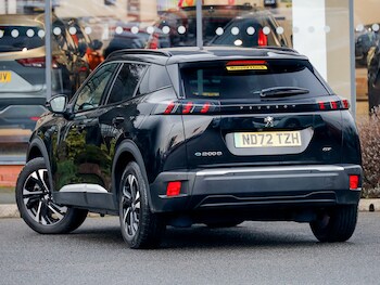Used Peugeot 2008 2022 for sale - 77253336: Photo