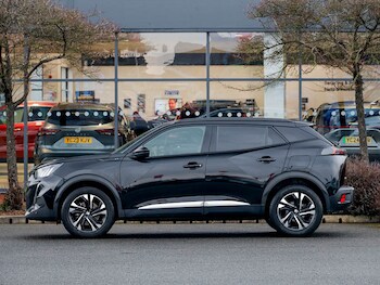 Used Peugeot 2008 2022 for sale - 77253336: Photo