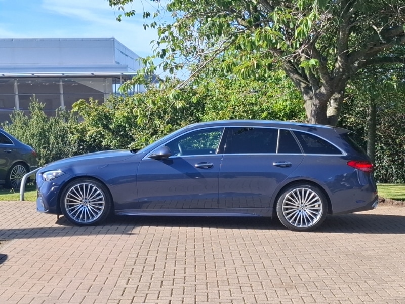 Used Mercedes-Benz C Class 2024 for sale - 76932628: Photo 4