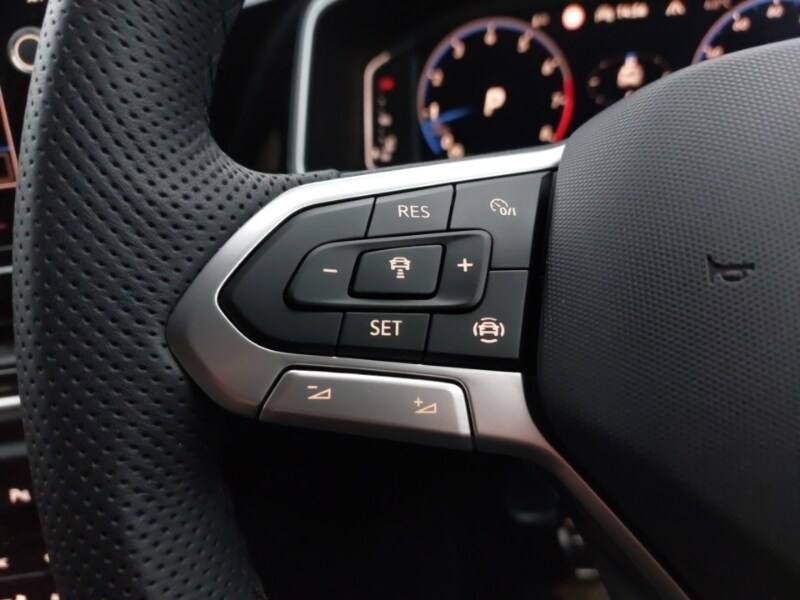 Used Volkswagen T-Roc 2025 for sale - 77053283: Photo 12