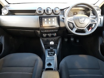 Used Dacia Duster 2022 for sale - 77956387: Photo