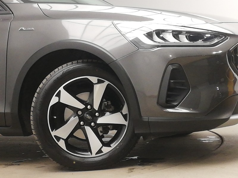 Used Ford Focus 2023 for sale - 77912402: Photo 9