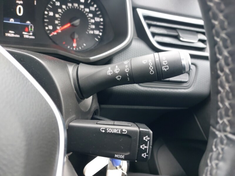 Used Renault Clio 2021 for sale - 77606589: Photo 12