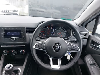 Used Renault Clio 2021 for sale - 77606589: Photo