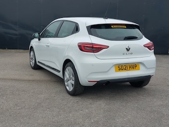 Used Renault Clio 2021 for sale - 77606589: Photo