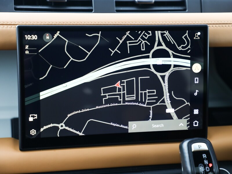 Used Land Rover Defender 2023 for sale - 77690428: Photo 8