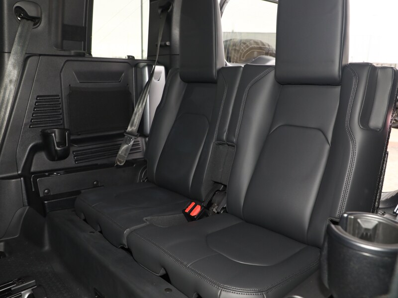 Used Land Rover Defender 2023 for sale - 77690428: Photo 9