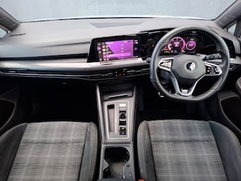 Used Volkswagen Golf 2022 for sale - 77913034: Photo