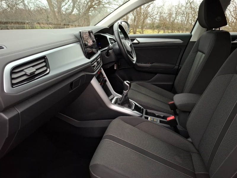 Used Volkswagen T-Roc 2023 for sale - 77423848: Photo 5