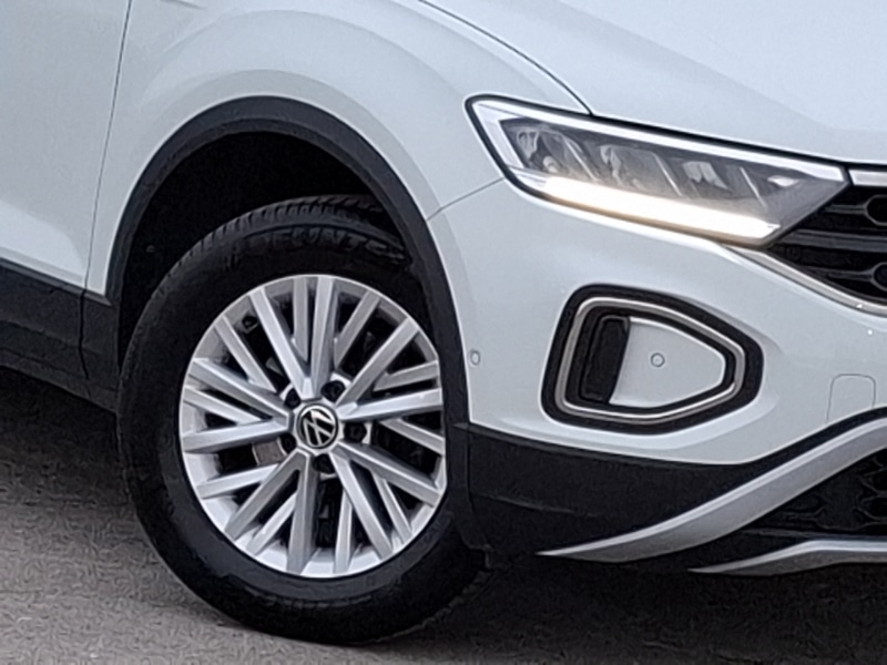 Used Volkswagen T-Roc 2023 for sale - 77423848: Photo 9