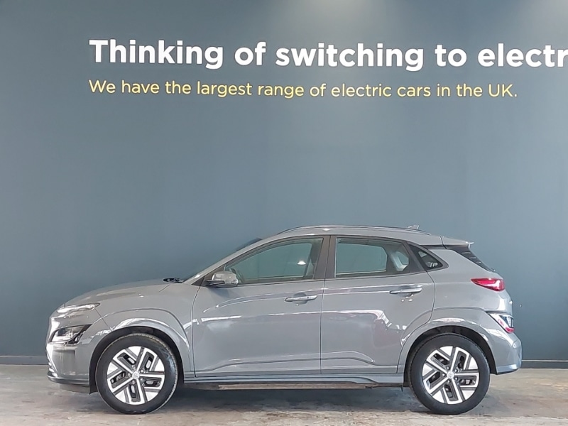 Used Hyundai KONA 2023 for sale - 77777728: Photo 4